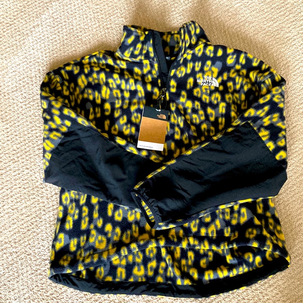North Face leopard print TKA Kataka 1/4 zip fleece